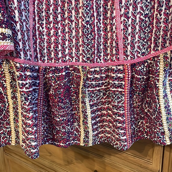 Anthropology Maeve Top - perfect for spring 🌸 - Picture 4 of 4